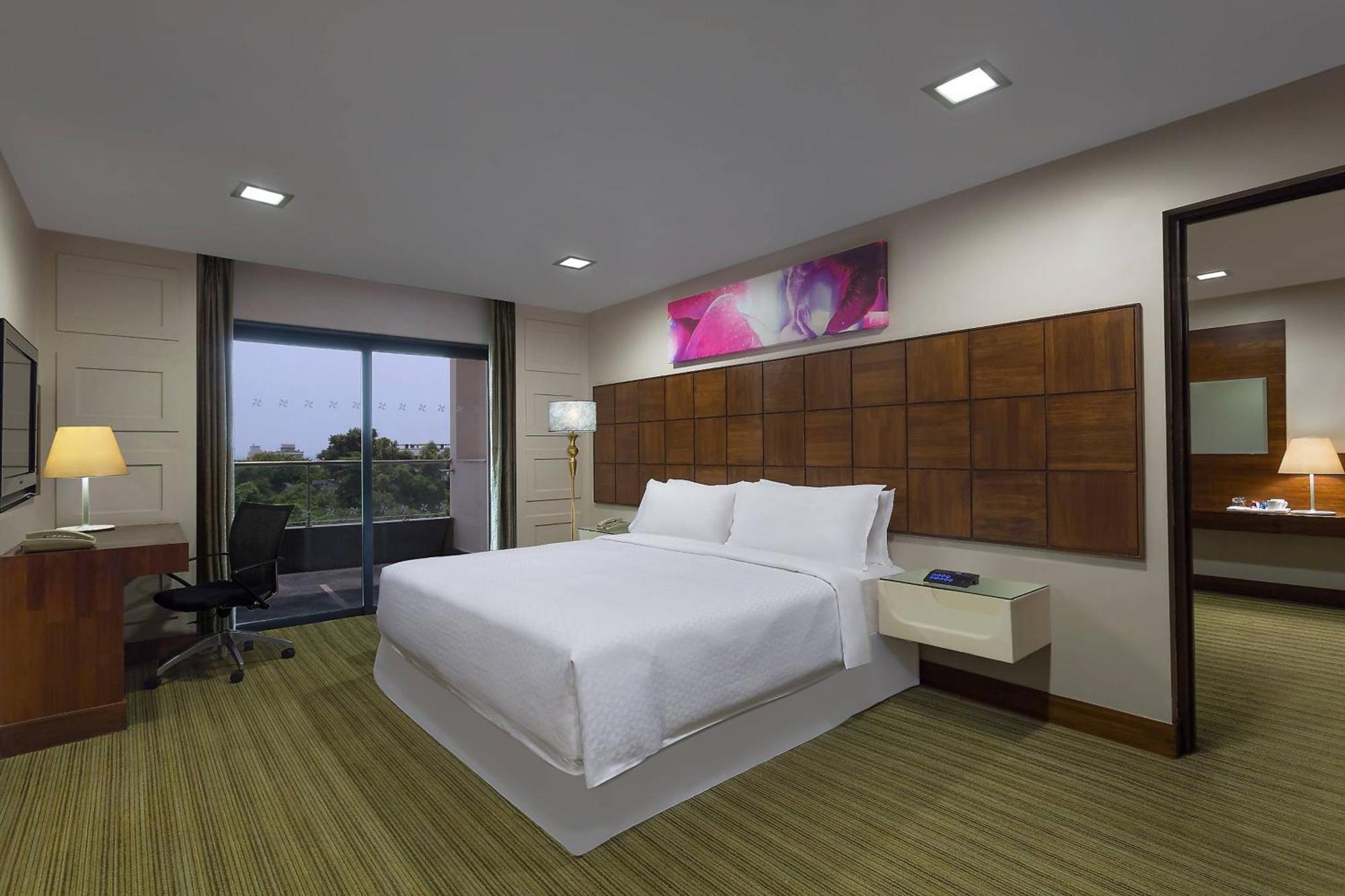 Four Points By Sheraton Βιζαχαπατνάμ Εξωτερικό φωτογραφία